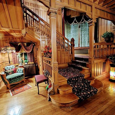 Alexander Mansion Bed & Breakfast Winona Bagian luar foto