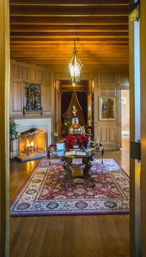 Alexander Mansion Bed & Breakfast Winona Bagian luar foto