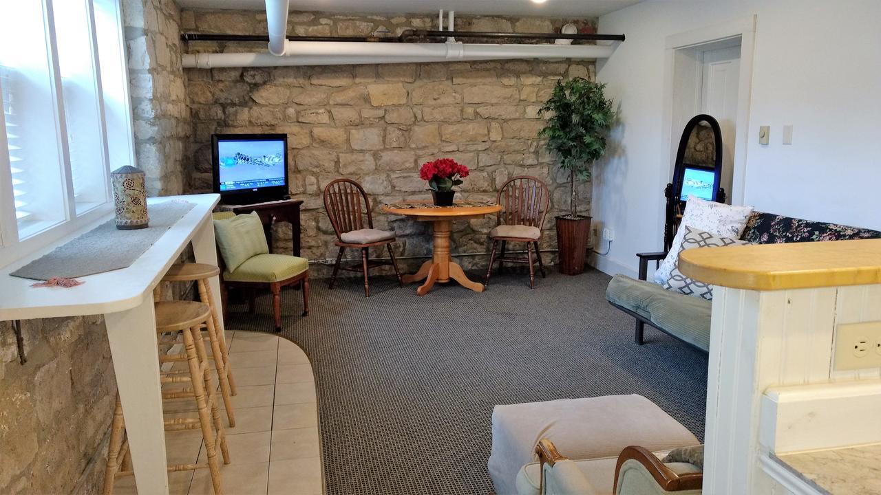 Alexander Mansion Bed & Breakfast Winona Bagian luar foto