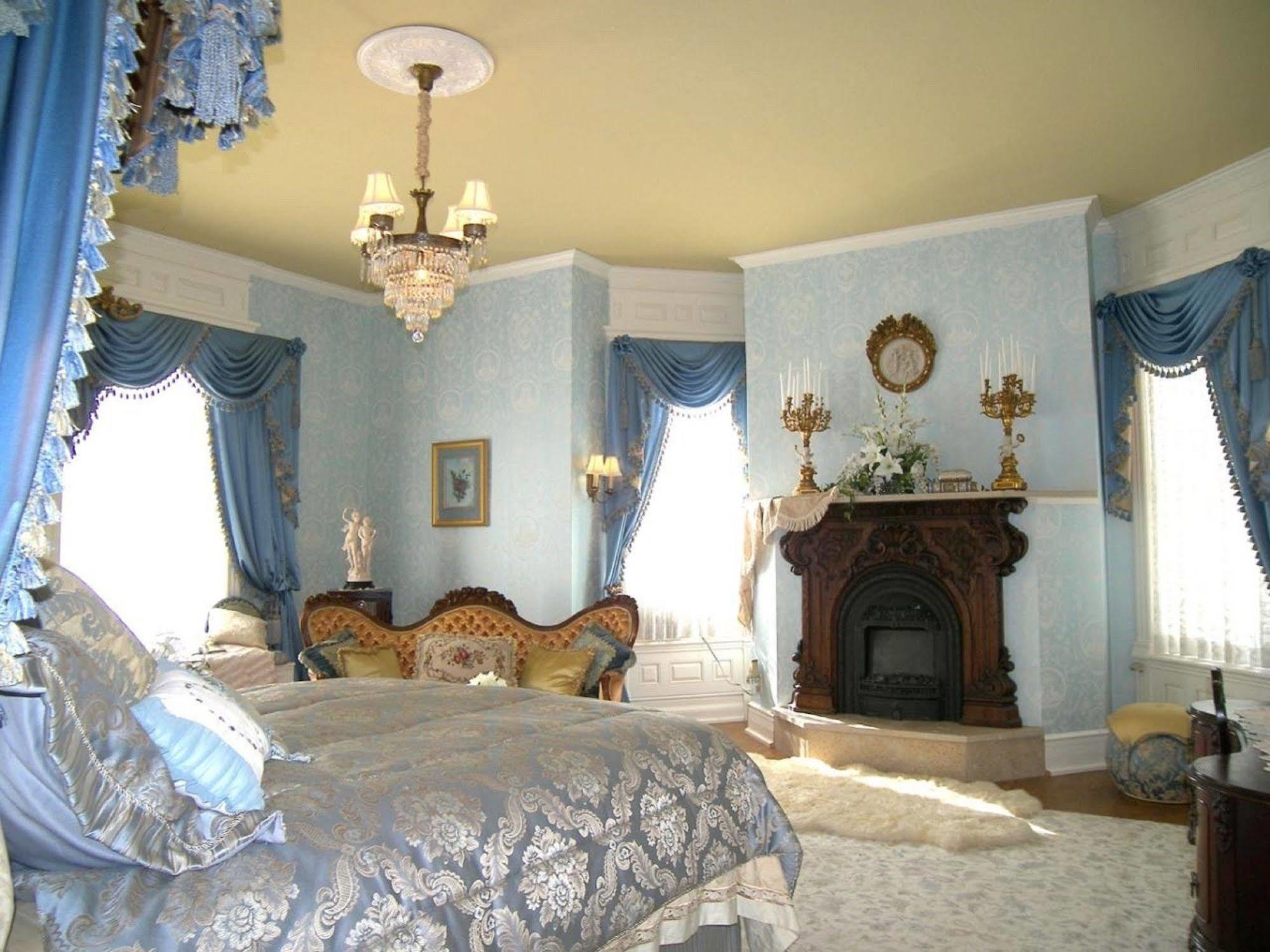 Alexander Mansion Bed & Breakfast Winona Bagian luar foto