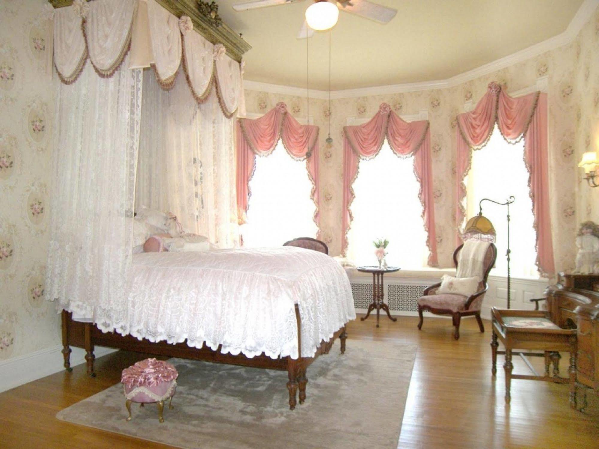 Alexander Mansion Bed & Breakfast Winona Bagian luar foto